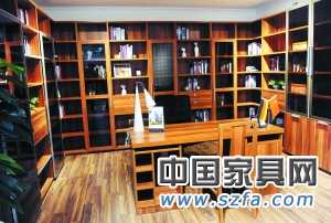 定制板式家具將是板式家具的一個重要補充。本報記者 尹亞飛 攝